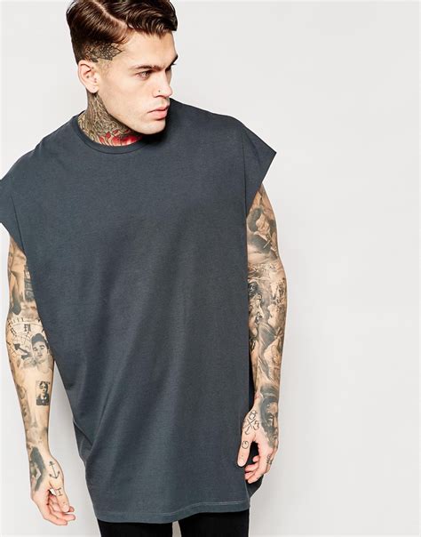 men's oversized sleeveless t shirt.